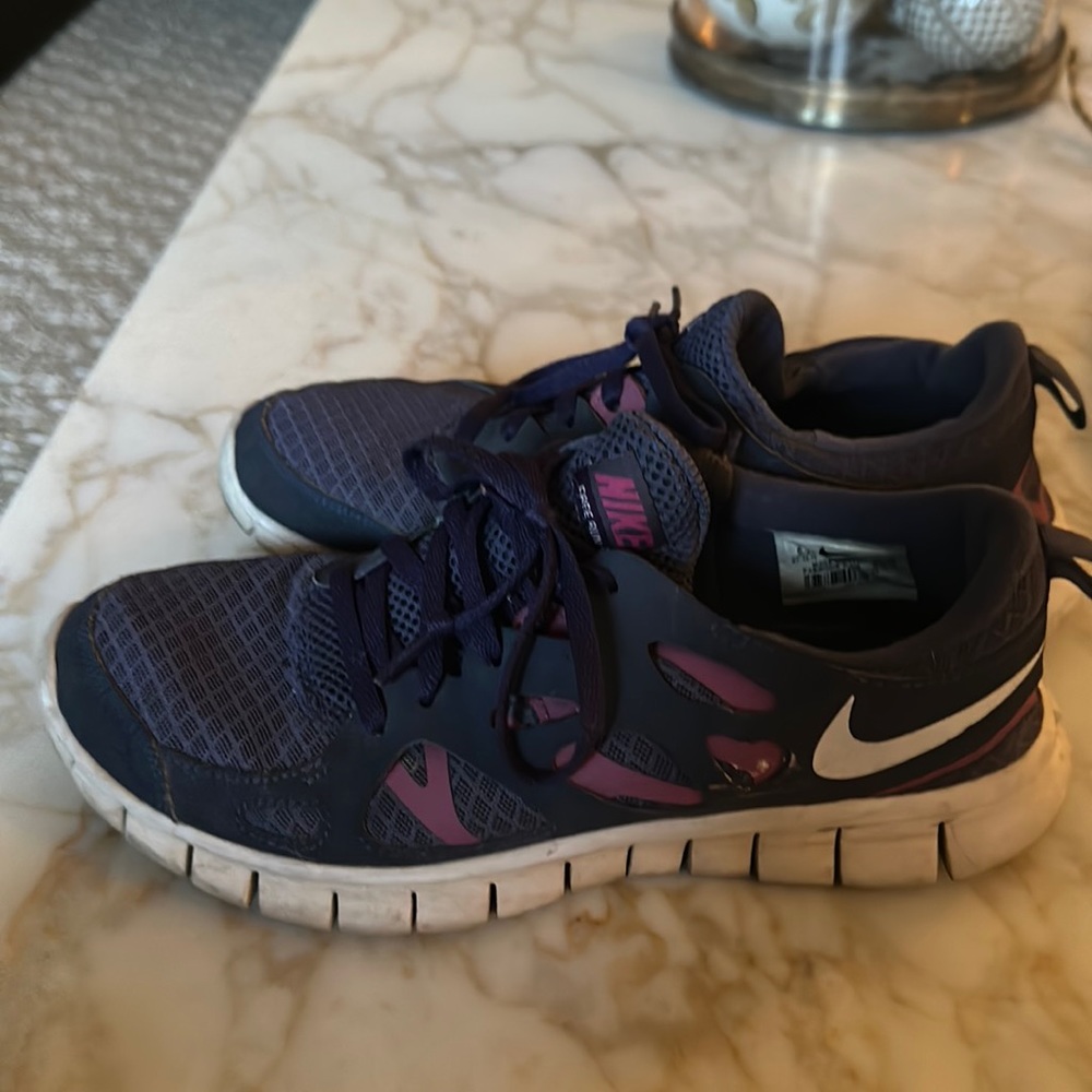 Nike size 6.5 running shoe